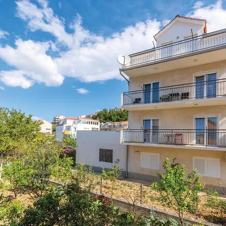 In 256 Appartement Podstrana